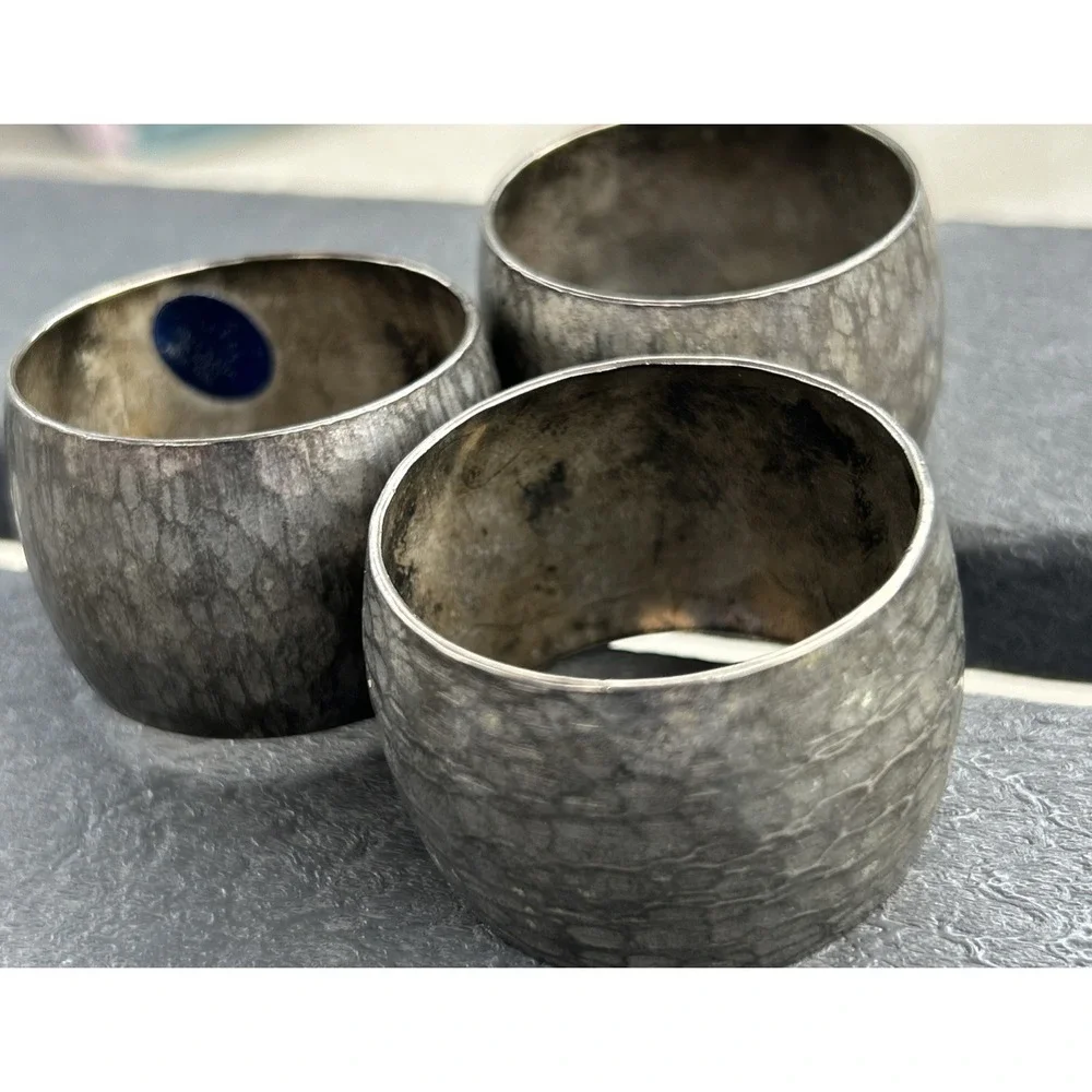 3 Hammered Silver Plated Brass Napkin Rings Hong Kong Decor Vintage Patina
